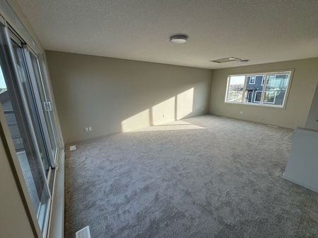 161 Treeline Avenue Southwest, Calgary - Photo 4