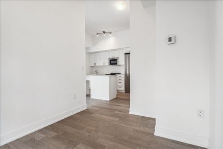 For Lease - 1063 DOUGLAS MCCURDY N/A Unit# 212, Mississauga, Ontario - Photo 4