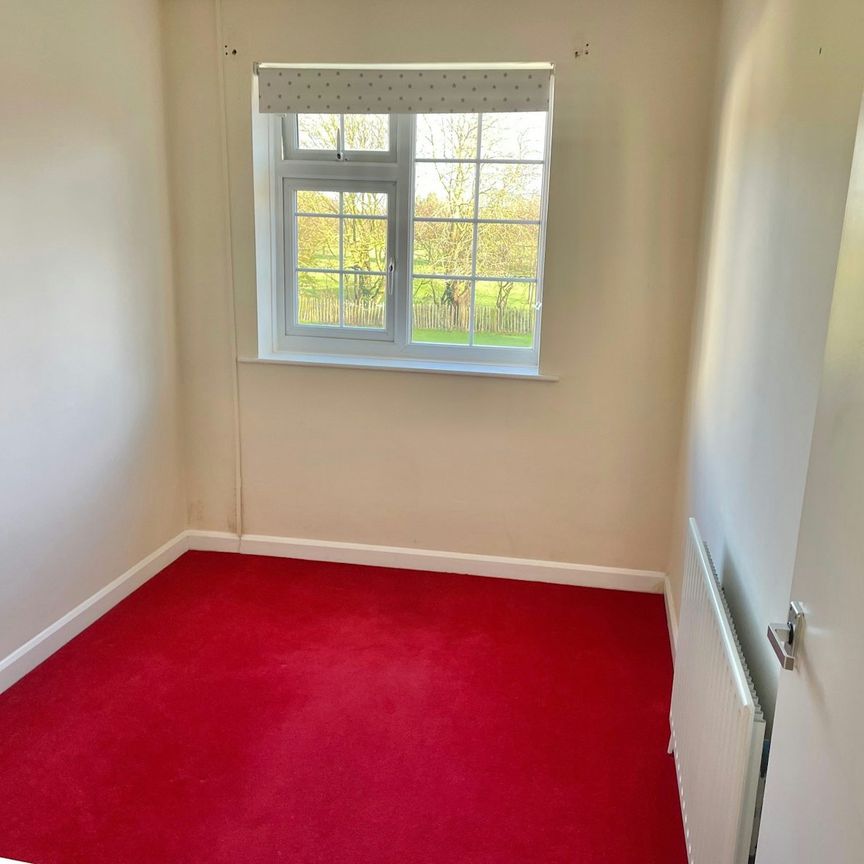 Old Roman Bank, Skegness, PE25 - Photo 1