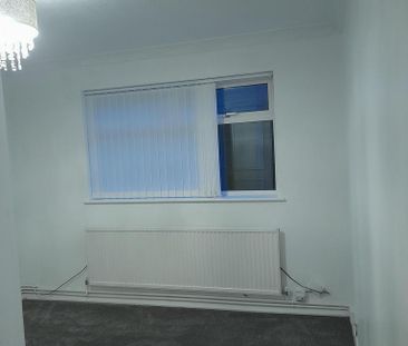 2 bedroom ground floor maisonette to rent - Photo 4