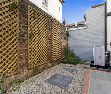 2 bedroom house to rent - Photo 6