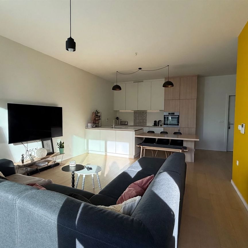 Appartement te huur in Antwerpen met 2 slaapkamers - foto 1