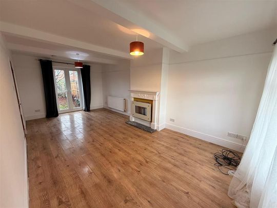 3 bedroom terraced house to rent - Photo 1