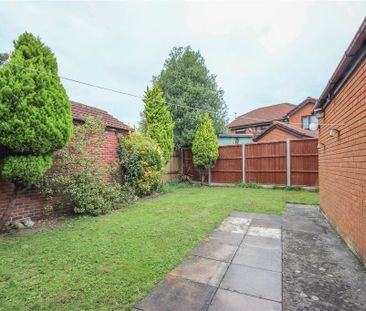 3 bedroom detached house to rent - Photo 2