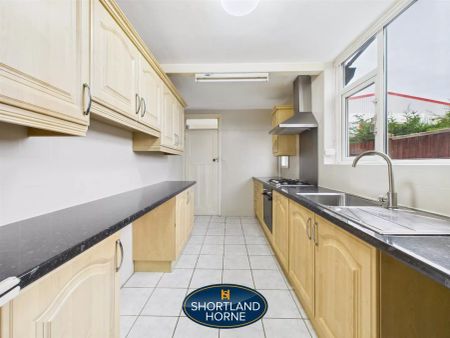 Holbrook Lane, Holbrooks, Coventry - Photo 2