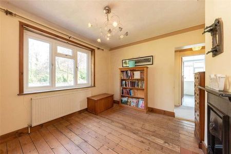 Sunray Estate, Sandhurst, Berkhire, GU47 - Photo 3