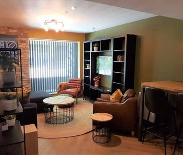 Ensuite Bronze - Photo 5