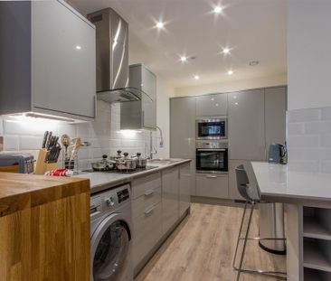 2 bedroom apartment to rent - Photo 5