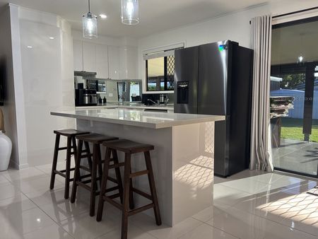 4 Barnfield Drive, 4740, Andergrove - Photo 2