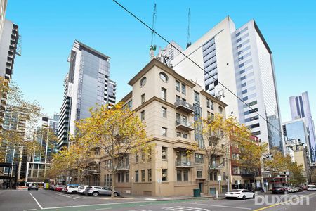 SPACIOUS 1 BEDROOM APARTMENT - Photo 4