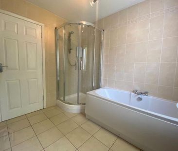 70 Lawnmount Crescent, Lisburn, BT27 4TU - Photo 4