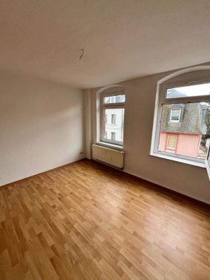 Frisch renovierte 2 Raum Wohnung Zwickau Brand Balkon zu vermieten - Photo 1