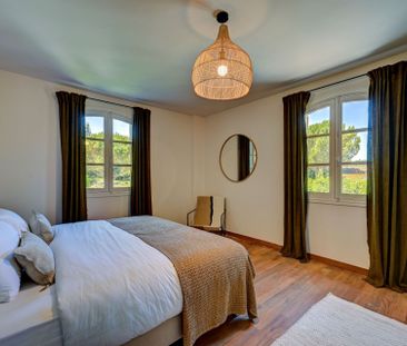 Location Maison Aix-en-Provence 17 Pièces 660 m² - Photo 6