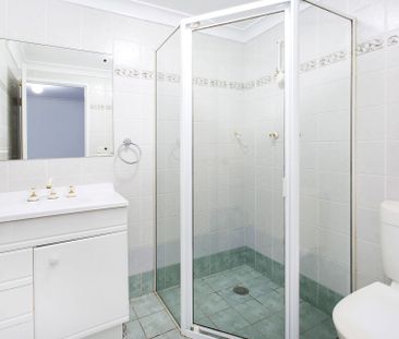 Life by the Harbour - Photo 1