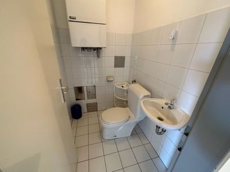 Helle 3-Zimmer-Wohnung mit zentraler Raumaufteilung & inkludiertem Autoabstellplatz - Photo 5
