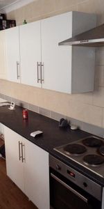 3 bedroom terraced house to rent - Photo 3