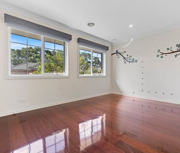 Elegant and spacious living in secure Jenin Gardens - Photo 2