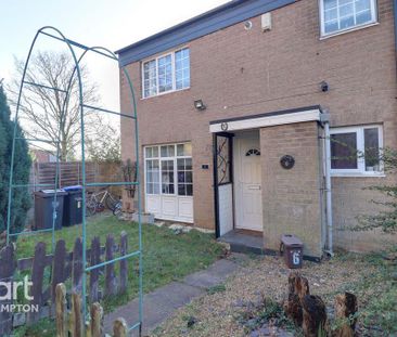 3 bedroom end of terrace house to rent - Photo 2