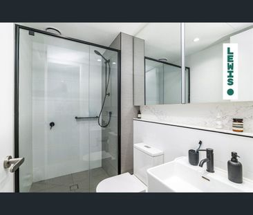 Stunning 1 Bedroom Apartment - Photo 6