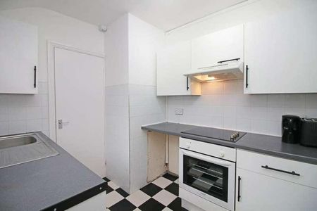 Victoria Street, Fleetwood, FY7 - Photo 4