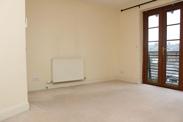 3 bedroom duplex to rent - Photo 1