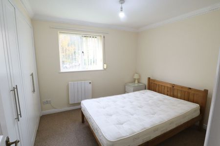 2 Bed, Ground Floor Flat - Photo 3