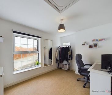 2 bedroom terraced house to rent - Photo 6