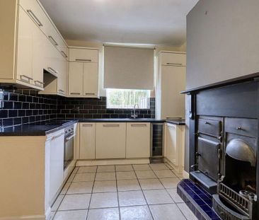 2 bedroom property to rent - Photo 1