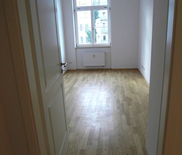 Wunderschöne 2-Zimmer-Wohnung im sanierten Fabrikgebäude mit Balkon! - Foto 6