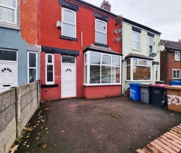 3 Bed Terraced House, Lower Broughton Road, M7 - Photo 3
