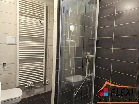 Pronájem bytu 1+kk 30 m2 - Fotografie 4