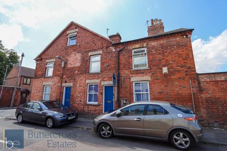 1 bedroom in a house share to rent - Photo 5