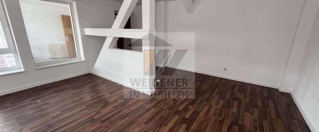 Renovierte 4 Zimmer Wohnung mit neuer Einbauküche im Herzen von Weida! - Foto 1