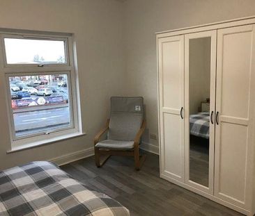 3 bedroom house share to rent - Photo 3