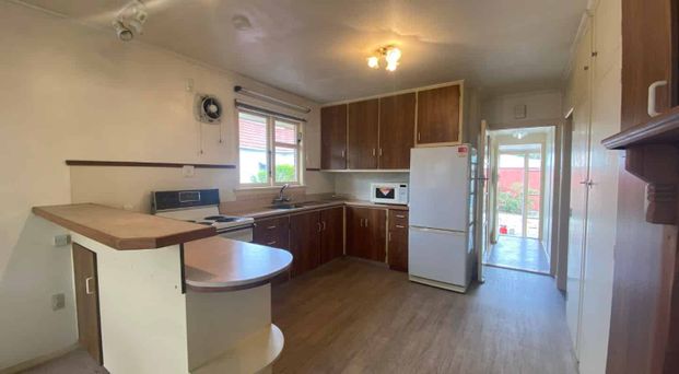 Large student accommodation - Photo 1