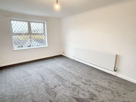 3 bedroom end of terrace house to rent - Photo 5