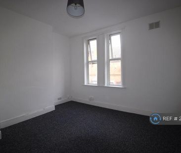 4 bedroom terraced house to rent - Photo 2
