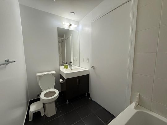 For Lease - 35 Brian Peck Crescent Unit# 827, Toronto, Ontario - Photo 1