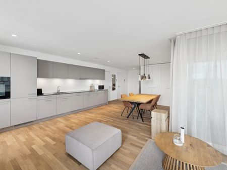 Des appartements meublés au charme madrilène dans le plus grand centre commercial de Suisse - Photo 3