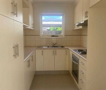 A Beautiful Home! - Photo 5
