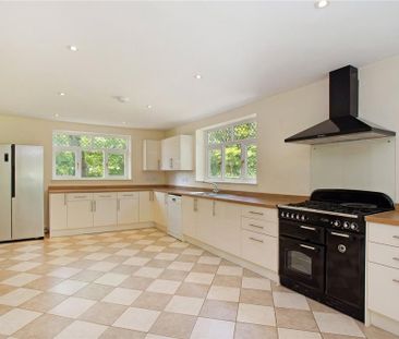 5 bedroom detached house to rent - Photo 4