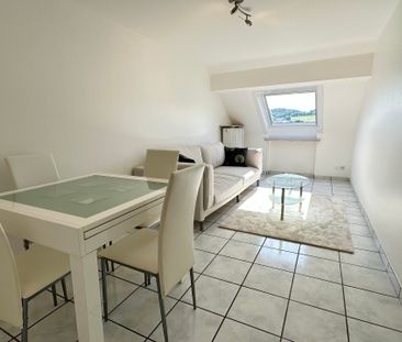 Charming penthouse well located in the old town - Photo 5
