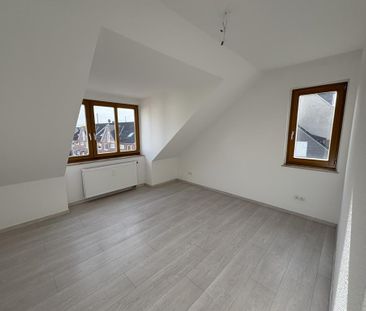 Nur mit WBS! Schöne 2-Zimmer-Wohnung mit Balkon, Laminatboden - Foto 1