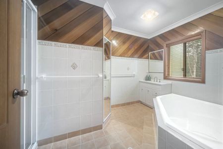 What a Property! - Photo 2