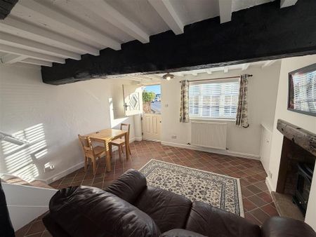 1 bedroom cottage to rent - Photo 2