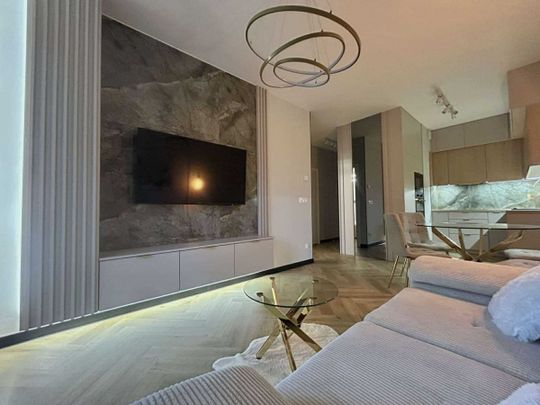 Nowoczesne 2-pokojowe Pierwsza Dzielnica / Centrum 40 m² - Zdjęcie 1