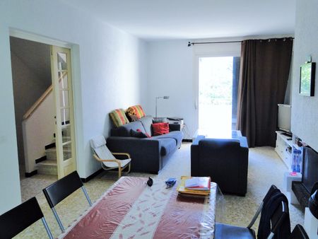 Location Maison 4 pièces 94m² CABRIES 13480 - Photo 4