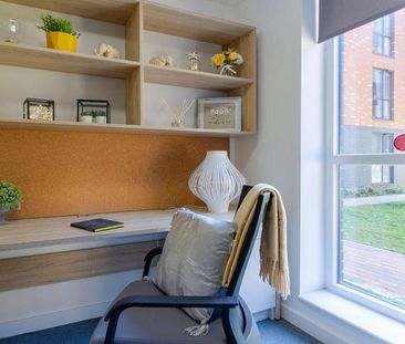 1 bedroom in a flat share to rent - Photo 1