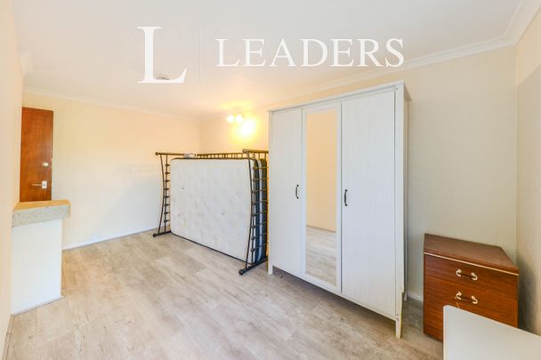 1 bedroom terraced to rent Lamb Close, Hatfield, Hertfordshire, AL10 - Photo 1