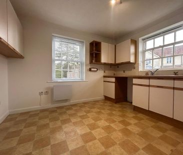 2 bedroom flat to rent - Photo 6